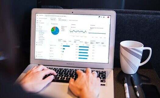 Analytics data must be included in SEO report
