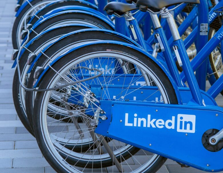 LinkedIn Ads - bike to run the digital world